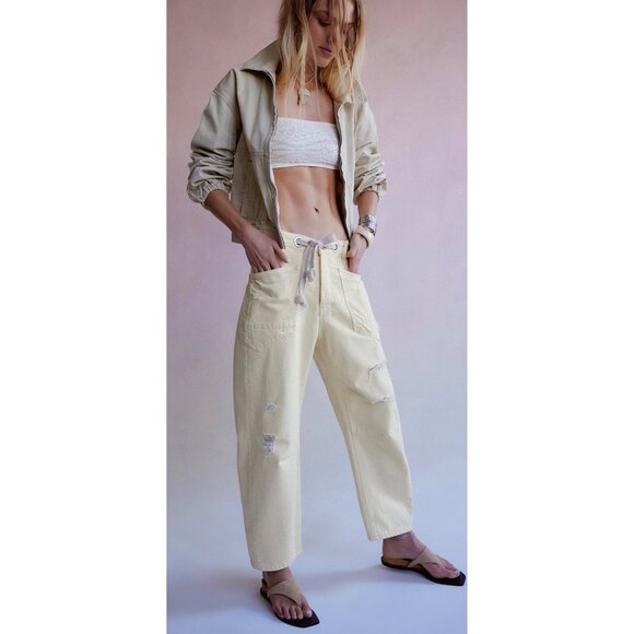 Free People We The Free Moxie Low Slung Barrel Jeans Lemon Icing Wash 29 New - Picture 3 of 16